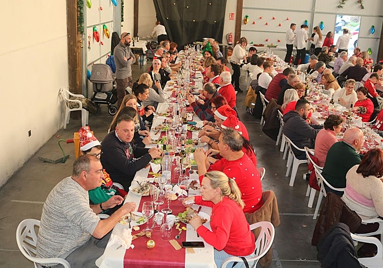 Hornillos de Cerrato celebra la Navidad con una comida de hermandad