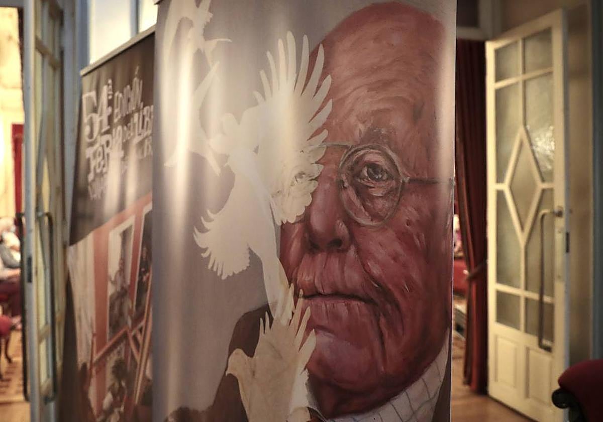 Cartel dedicado a Jiménez Lozano en la Feria del Libro de Valladolid de 2021.