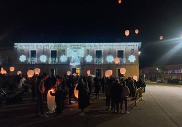 Rueda, Serrada y La Seca iluminan sus cielos de buenos deseos
