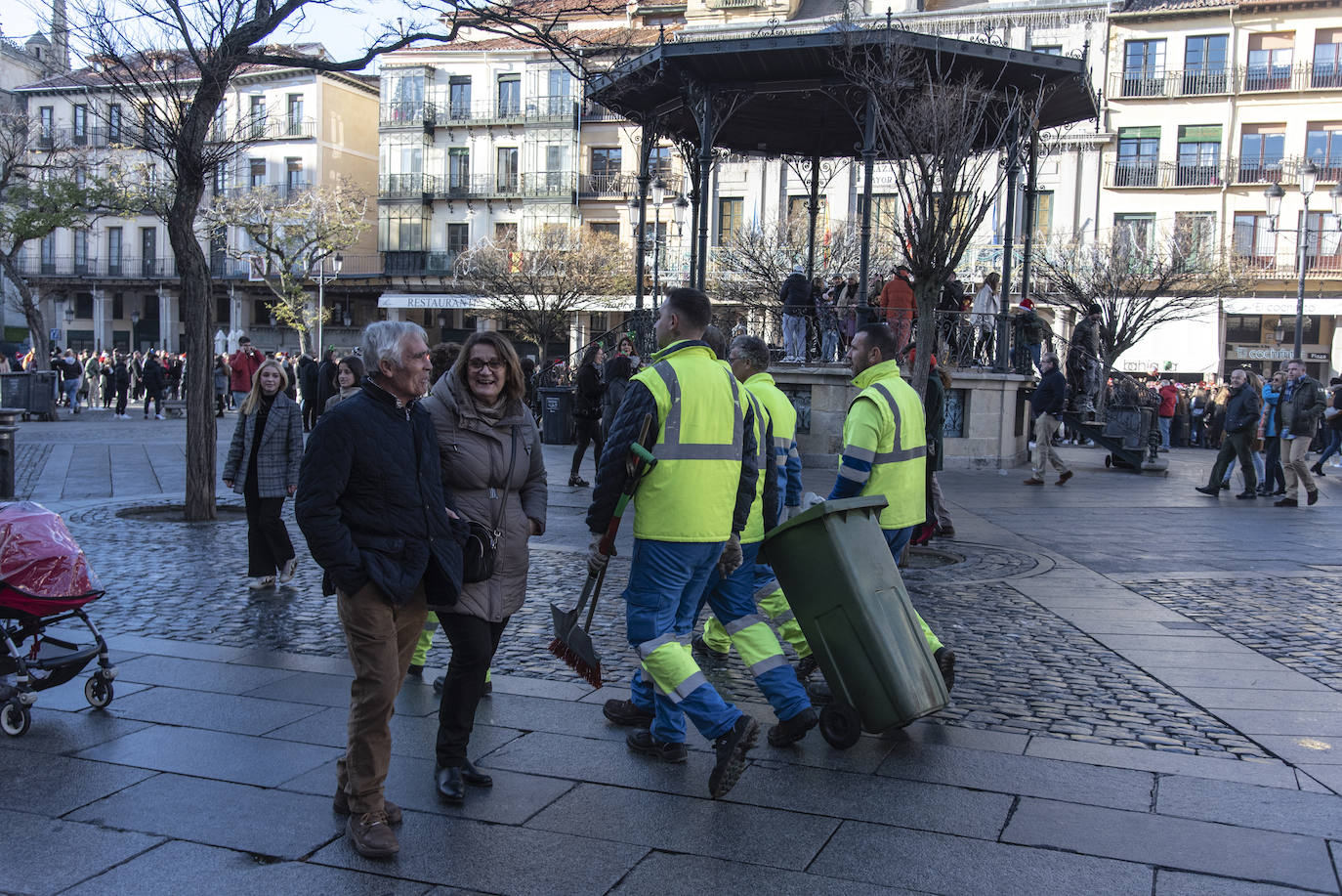 Tardebuena multitudinaria y sin incidencias (2 de 2)