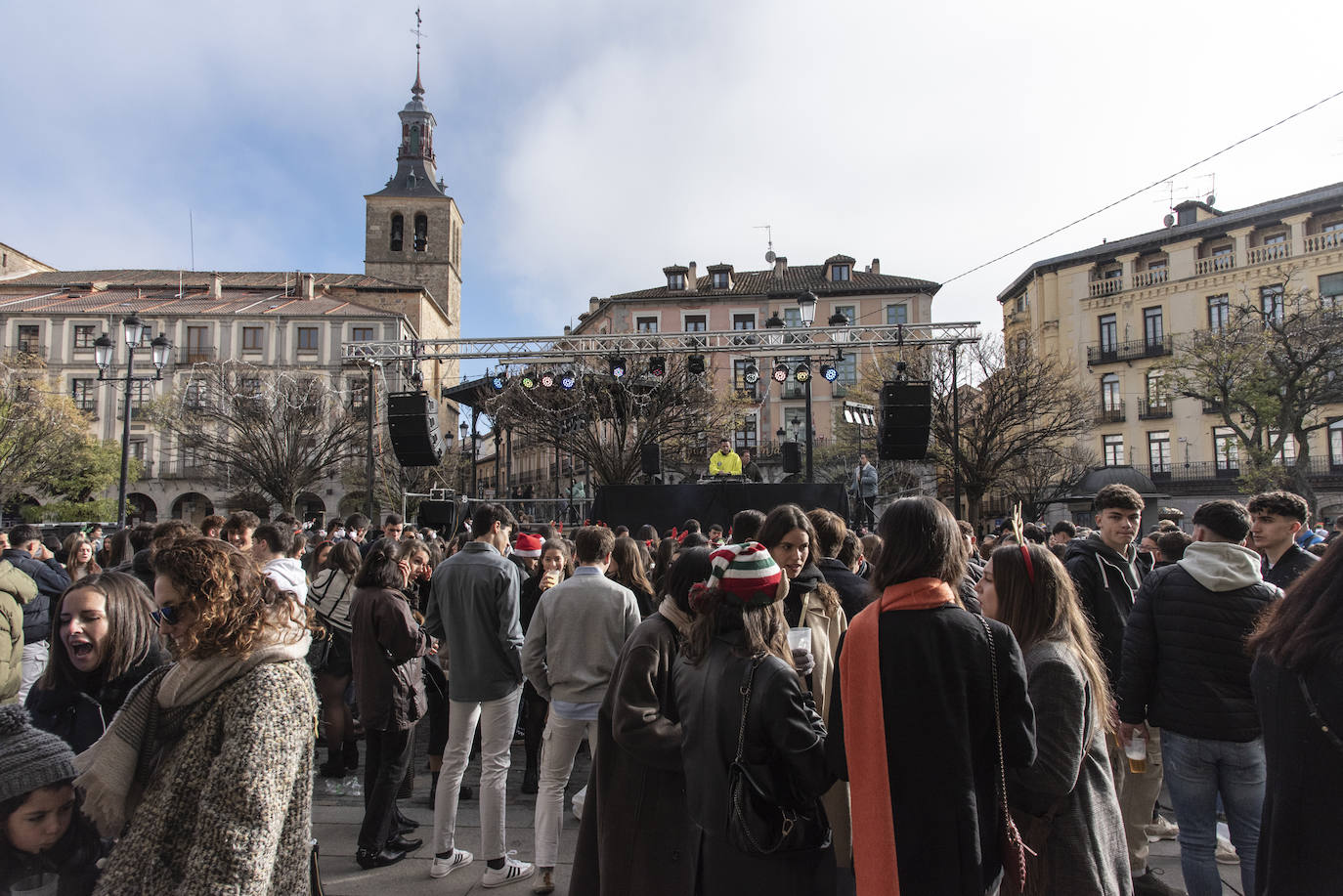 Tardebuena multitudinaria y sin incidencias (2 de 2)