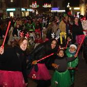 Papá Noel recoge entre la niebla la ilusión de los cuellaranos