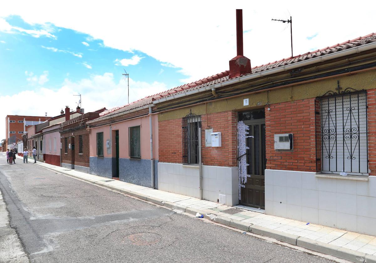 Vivienda de la calle Mallorca del barrio del Cristo donde residían las dos hermanas fallecidas el 8 de junio