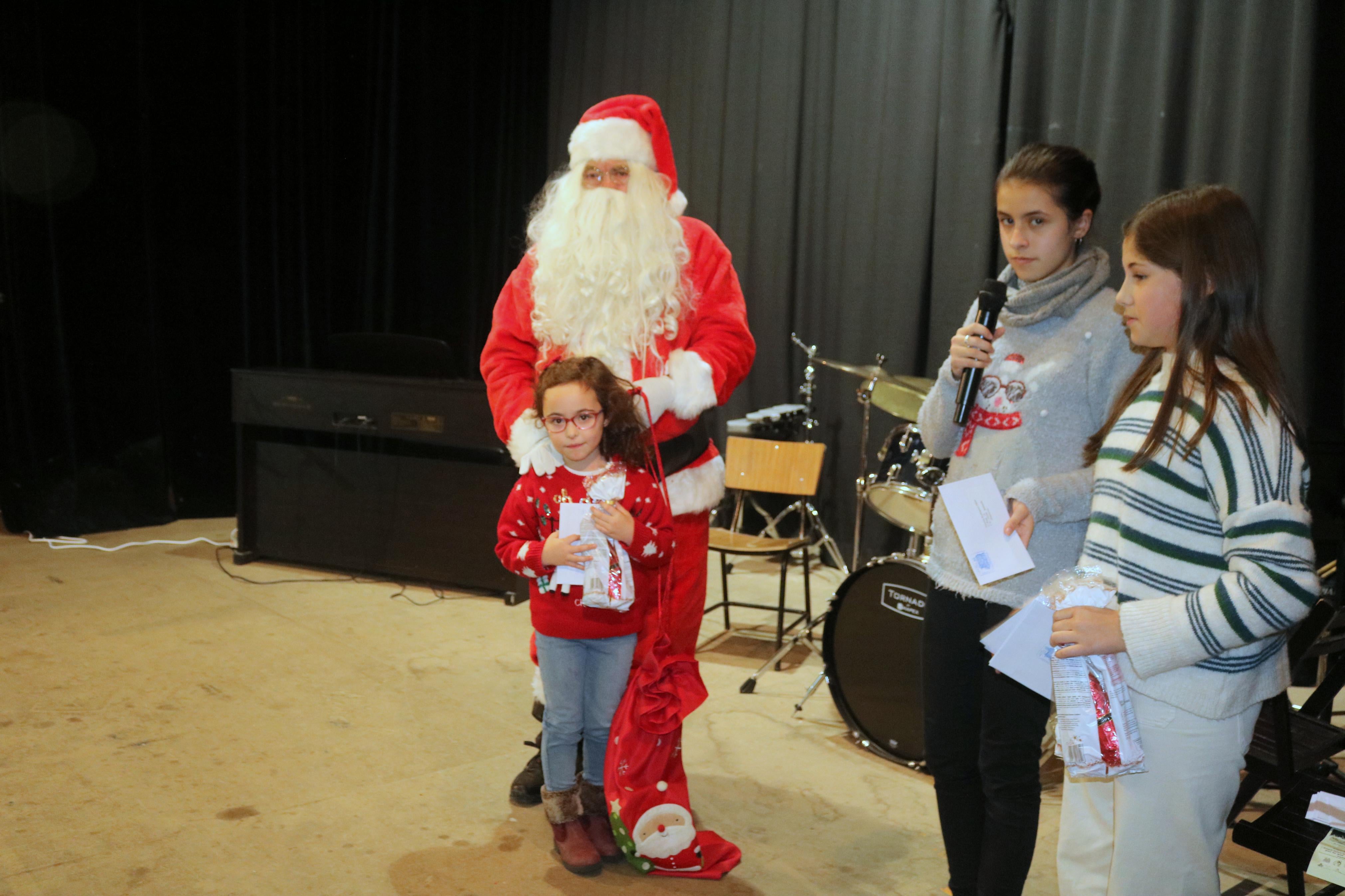 Papá Noel reparte ilusiones en Baltanás