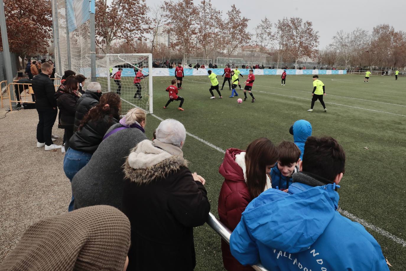 En imágenes, la fiesta del fútbol en Laguna de Duero al estilo Kings Leage