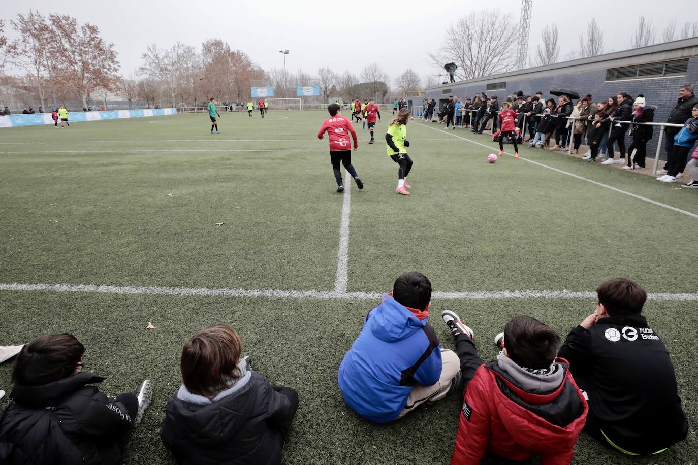 En imágenes, la fiesta del fútbol en Laguna de Duero al estilo Kings Leage