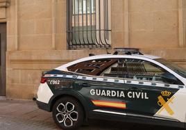 Detenido por rajar la cara a otro hombre con un cúter en un bar de Venta de Baños