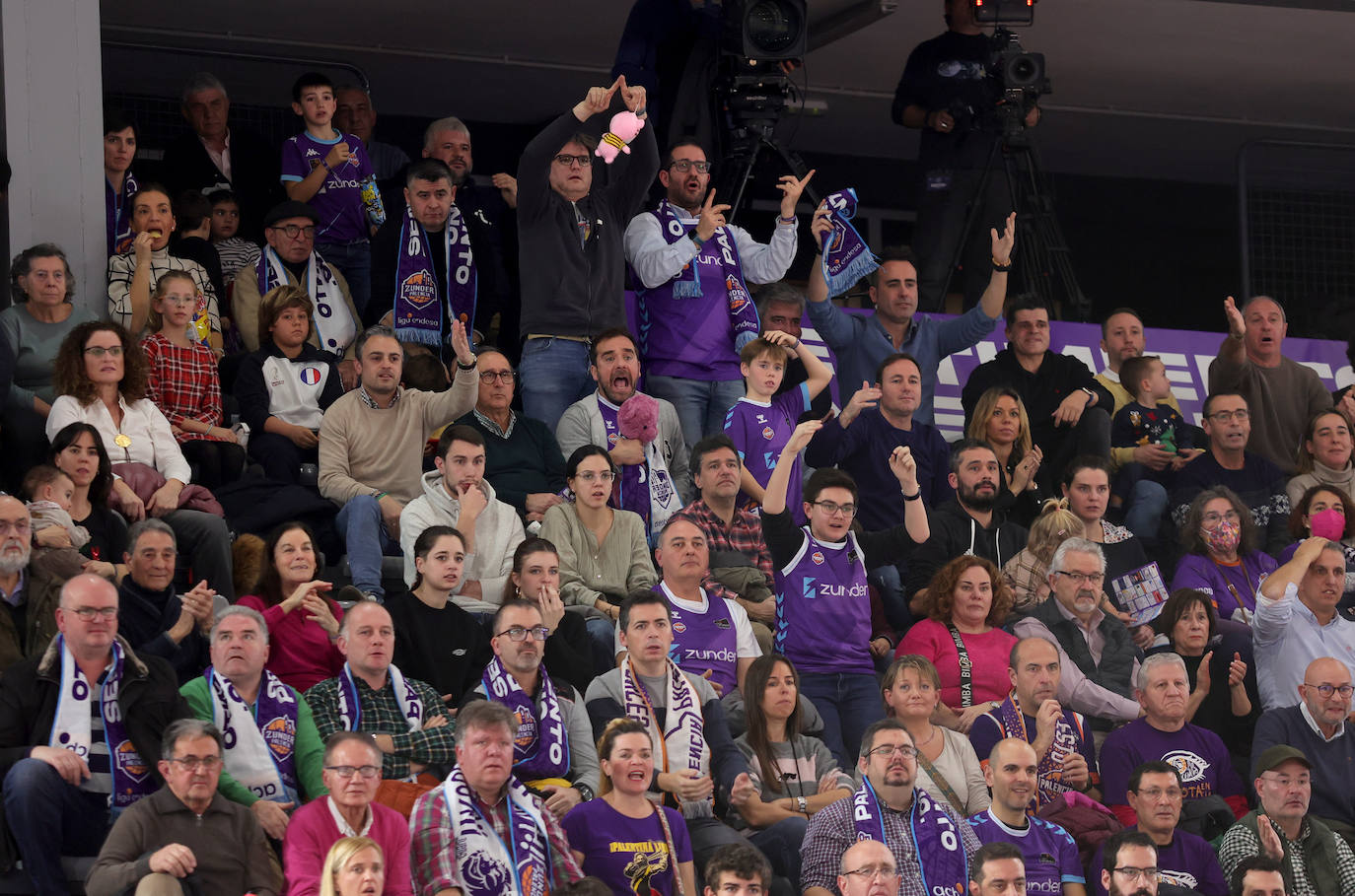 Búscate en el Pabellón en el Zunder Palencia-Bilbao Basket