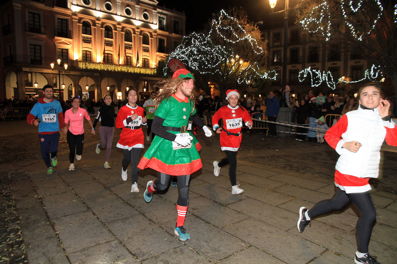 La Carrera de Fin de Año de Segovia, en imágenes