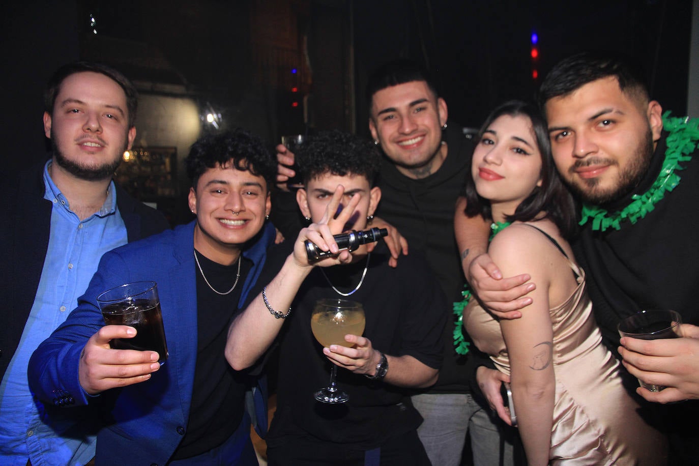 Fotos: La tranquilidad y la fiesta reinan en la Nochevieja segoviana 1 de 2)