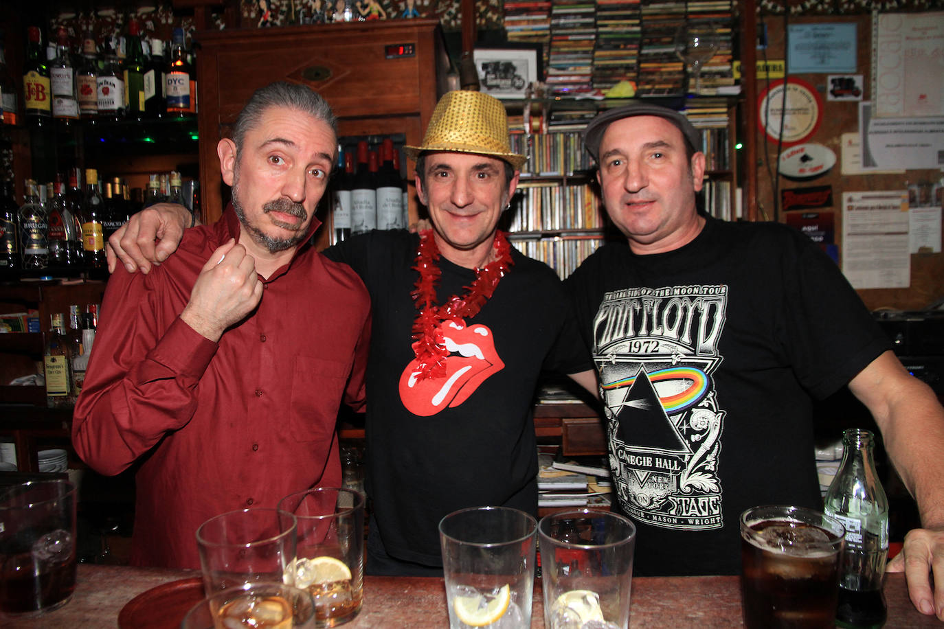 Fotos: La tranquilidad y la fiesta reinan en la Nochevieja segoviana 1 de 2)