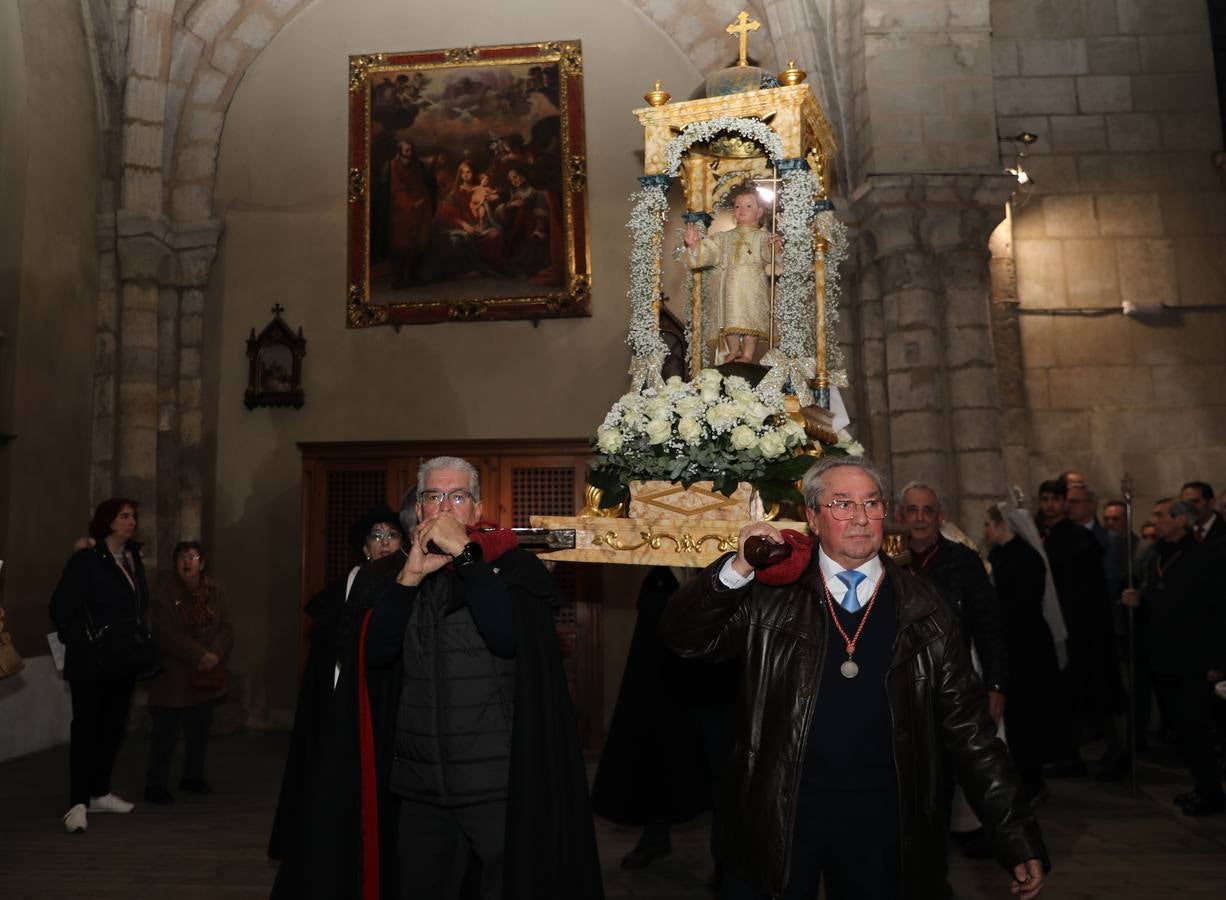 Fotos: Tradicional Bautizo del Niño de Año Nuevo en Palencia