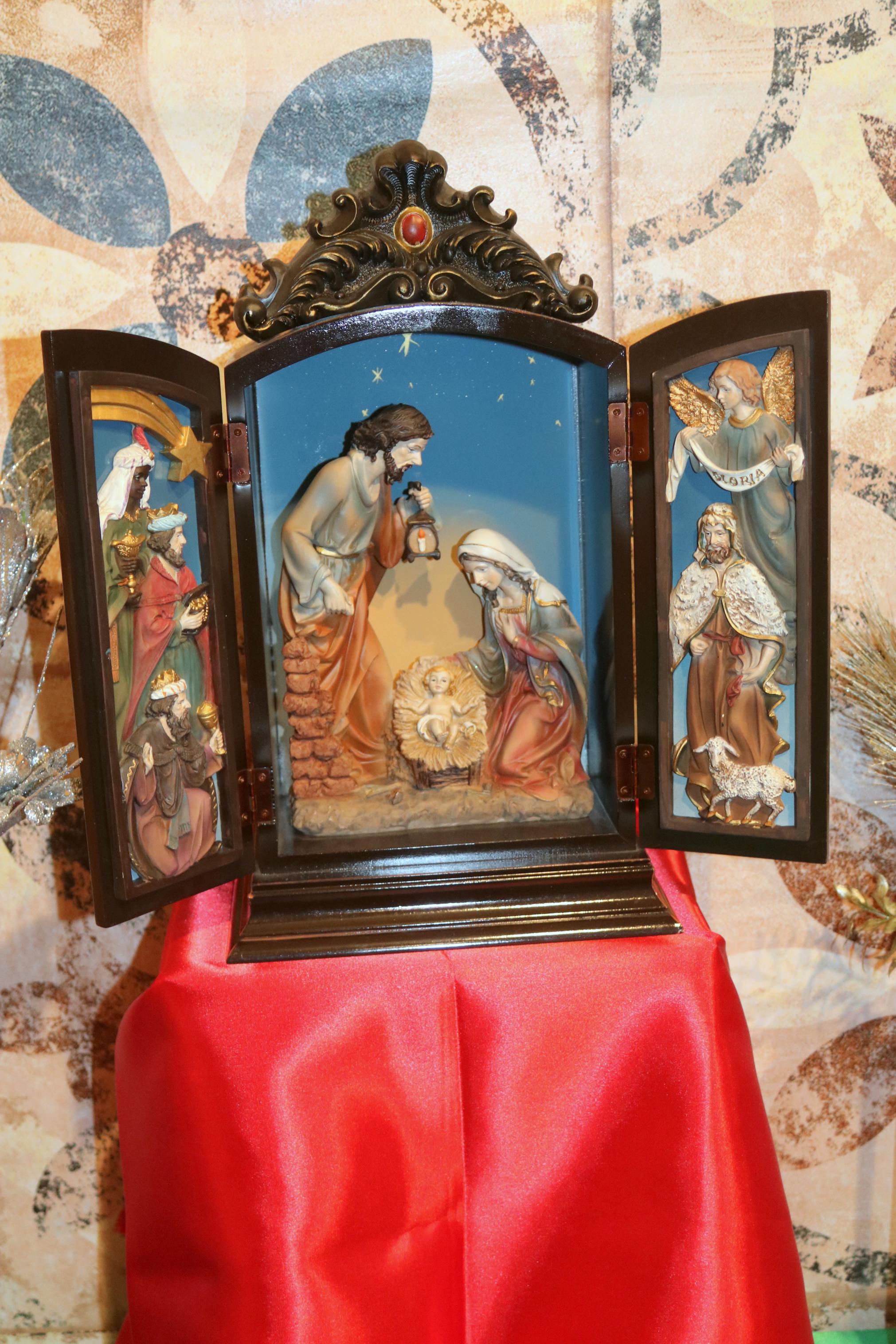 La muestra podrá visitarse hasta el 8 de enero en un marco tan especial como el Monasterio de Nuestra Señora de Alconada