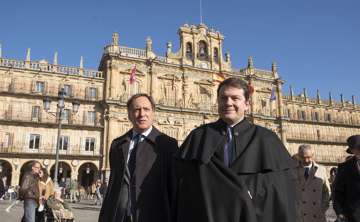 Carlos García Carbayo y Alfonso Fernández Mañueco, hace unos días en Salamanca. 