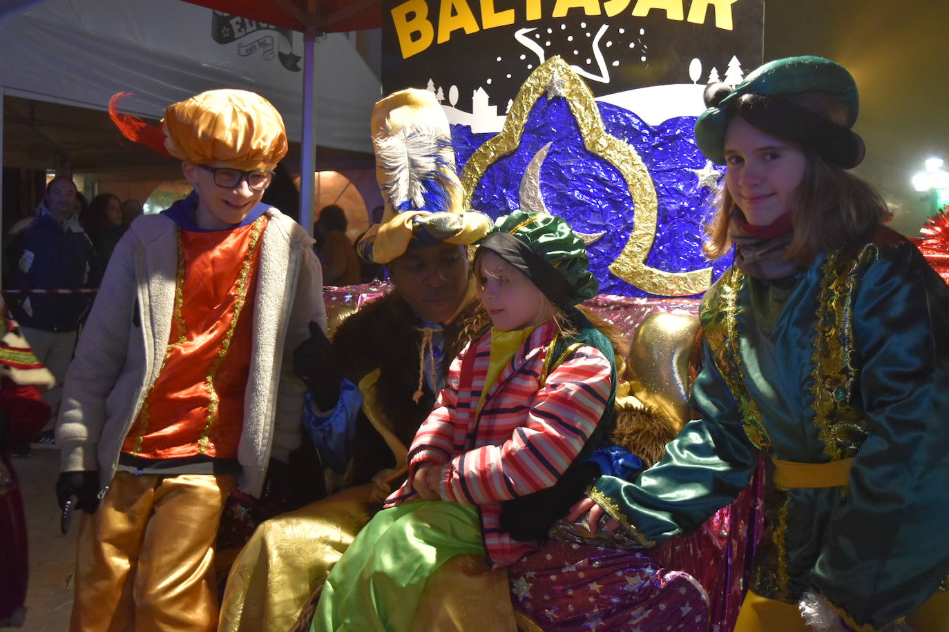 Fotos: Los Reyes Magos llenan de ilusión la provincia de Palencia