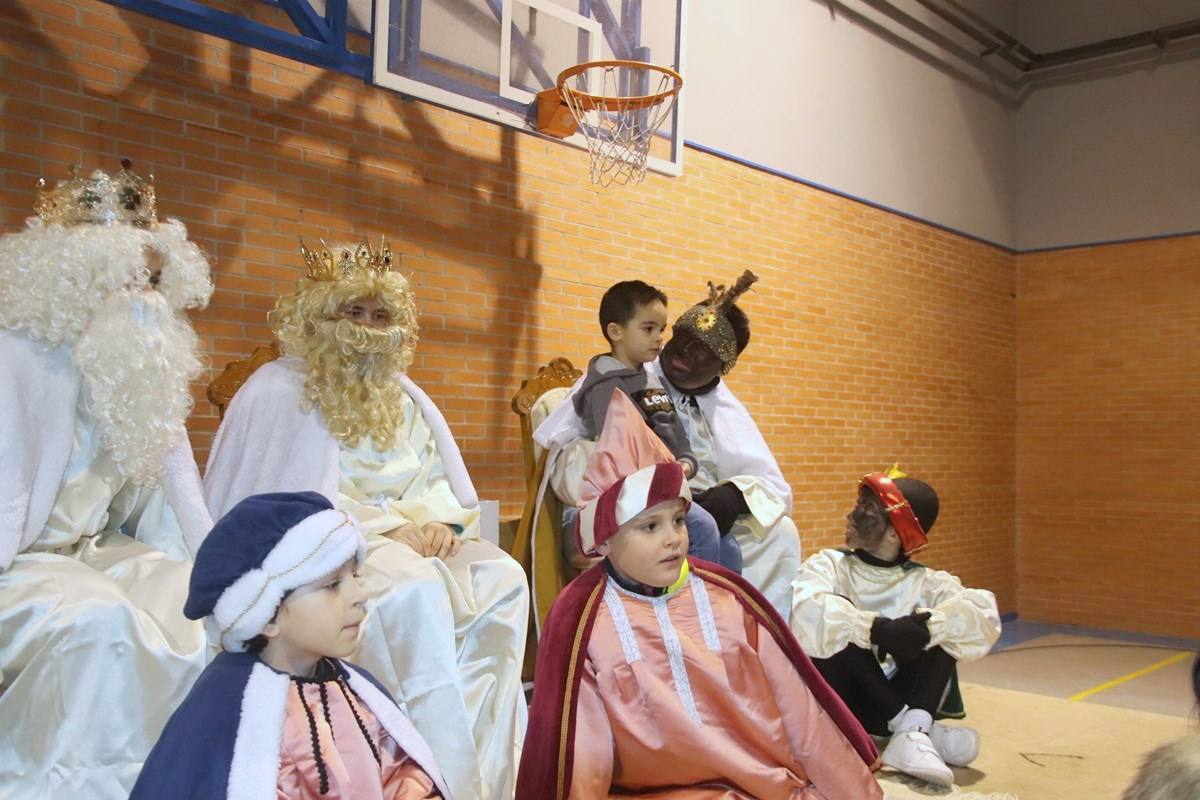 Fotos: Los Reyes Magos llenan de ilusión la provincia de Palencia