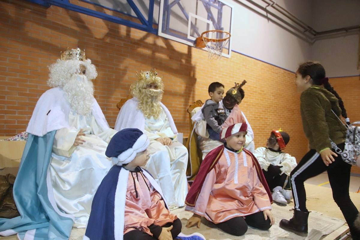 Fotos: Los Reyes Magos llenan de ilusión la provincia de Palencia