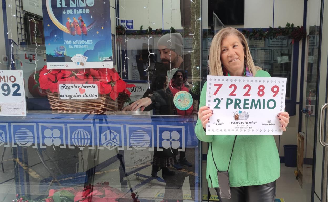 El sorteo del Niño reparte 700 millones de euros en premios cada año; esta administración de León ha entregado parte del Segundo Premio.