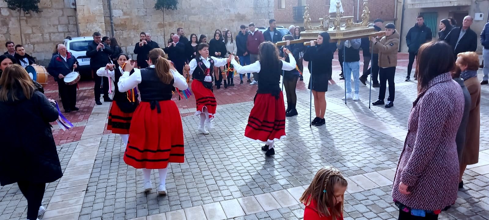 Los vecinos celebraron con todos los honores la fiesta del Dulce Nombre de Jesús