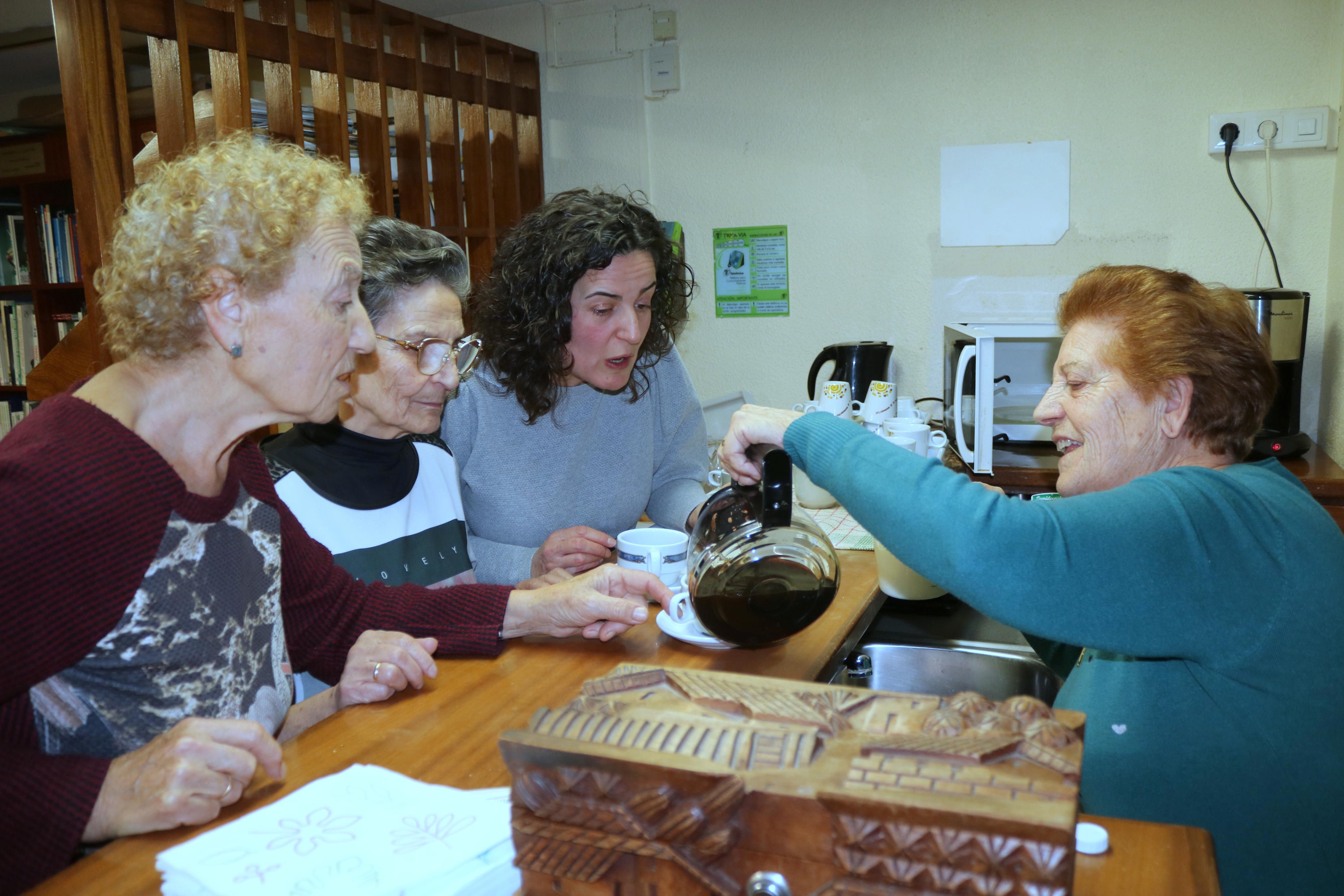 El Club de Jubilados 'San Millán' celebró el tradicional encuentro navideño