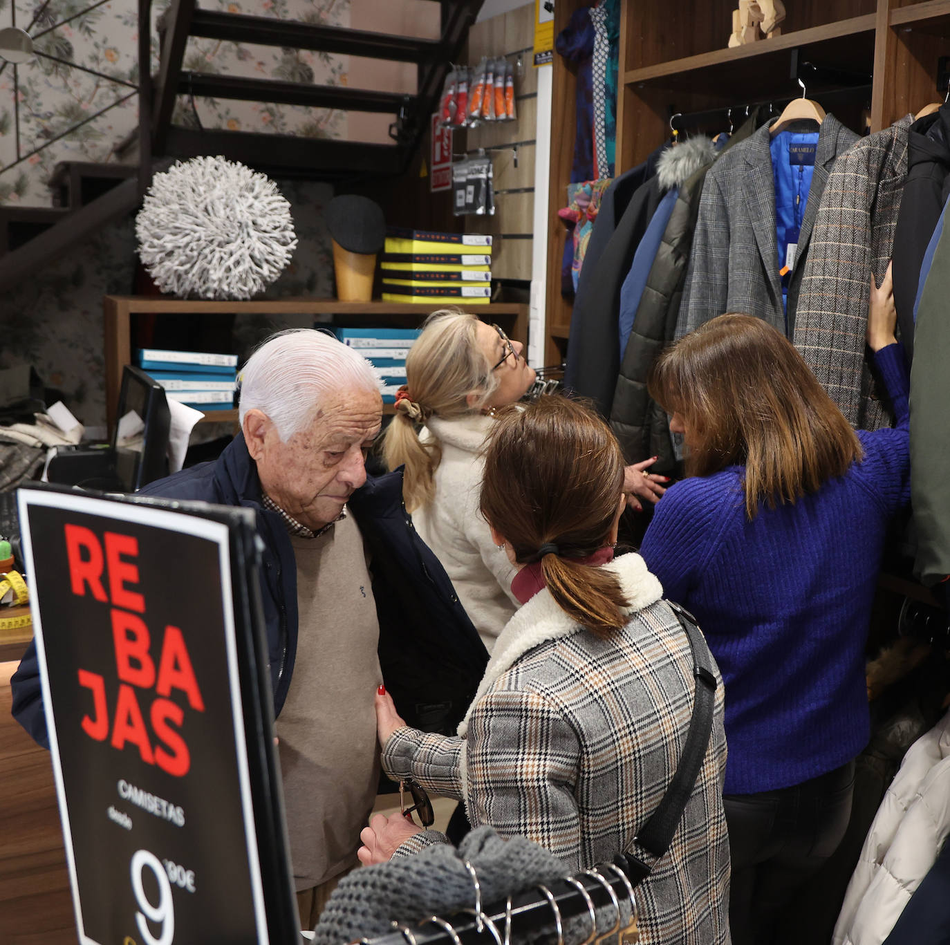 Fotos: El comercio abre el año con unas rebajas sin la esencia de las de antes