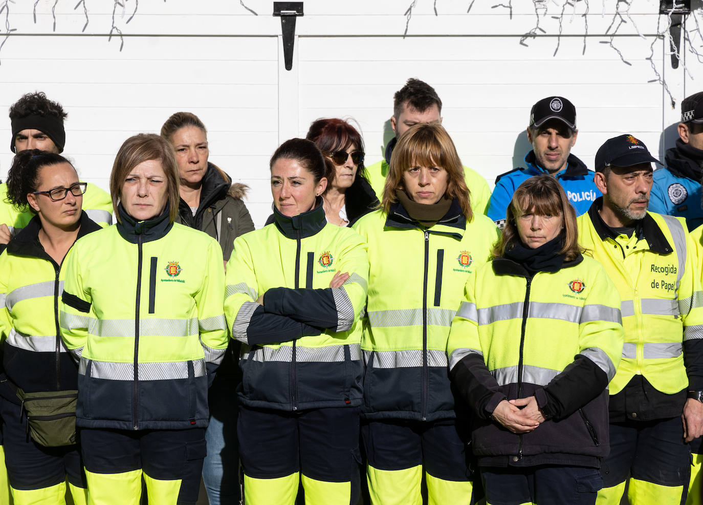 Fotos: Minuto de silencio en honor al trabajador municipal fallecido en Valladolid