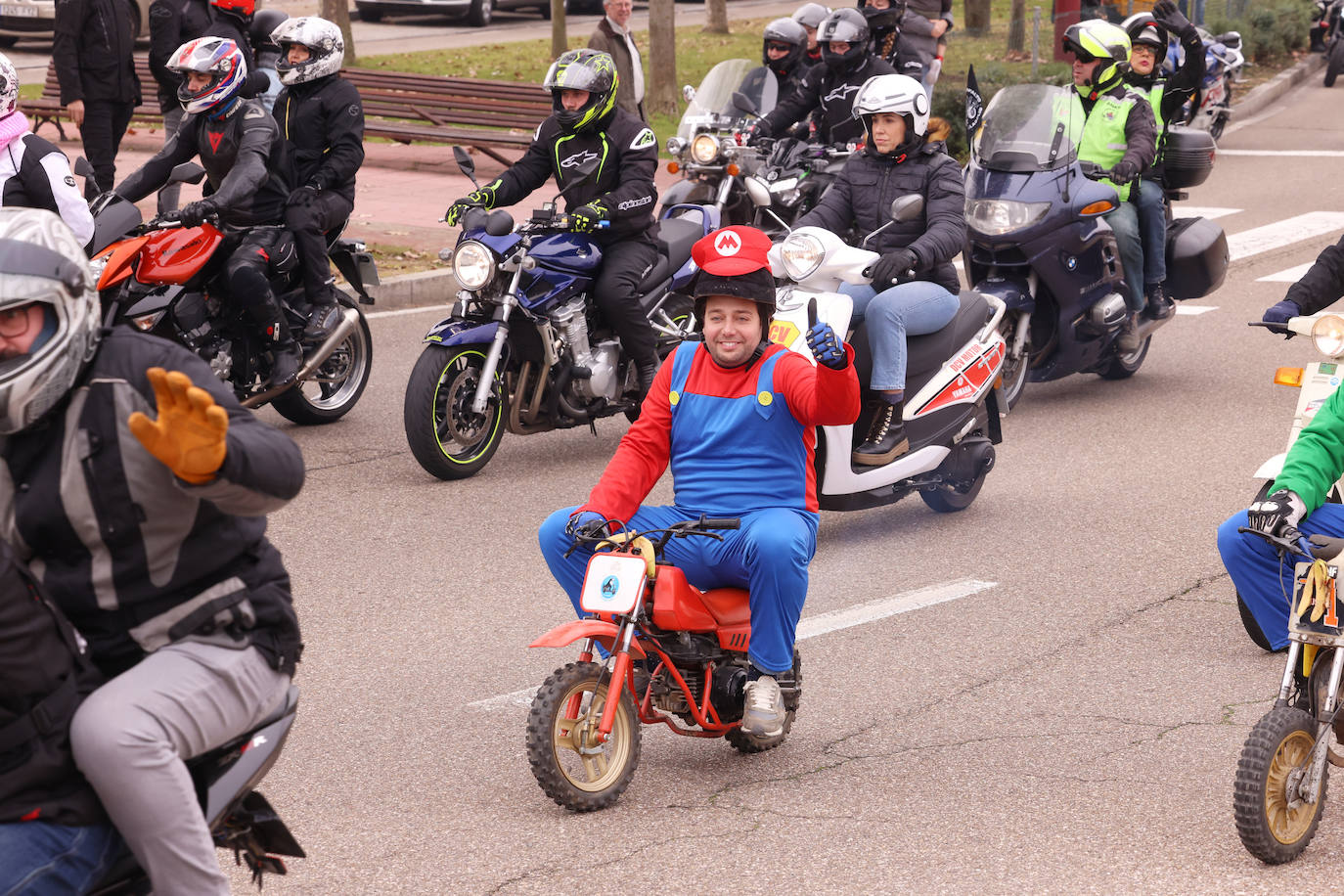 Fotos: Desfile de banderas en la edición 2023 de Pingüinos