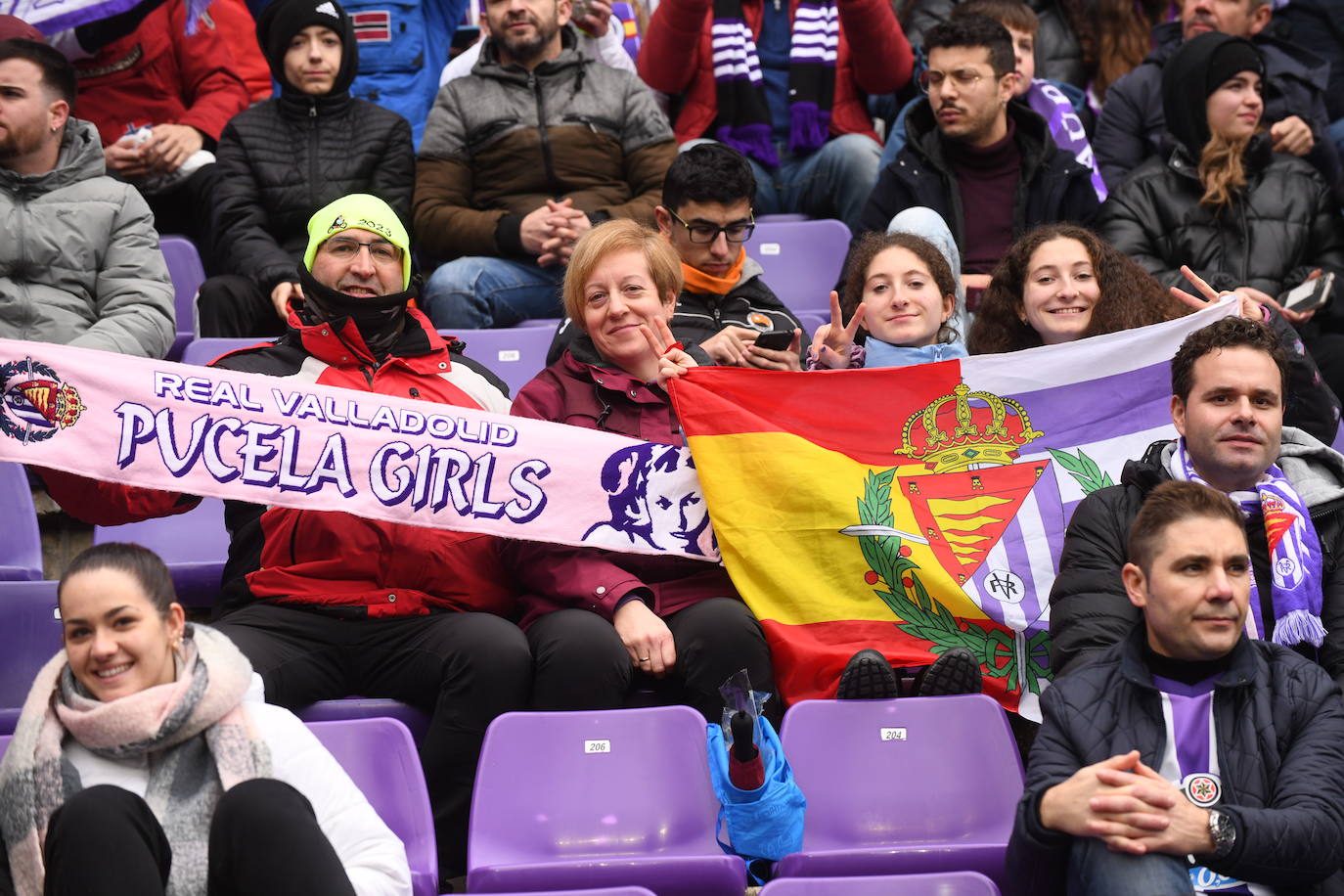 Fotos: Búscate en la grada del Real Valladolid-Rayo Vallecano (1/4)