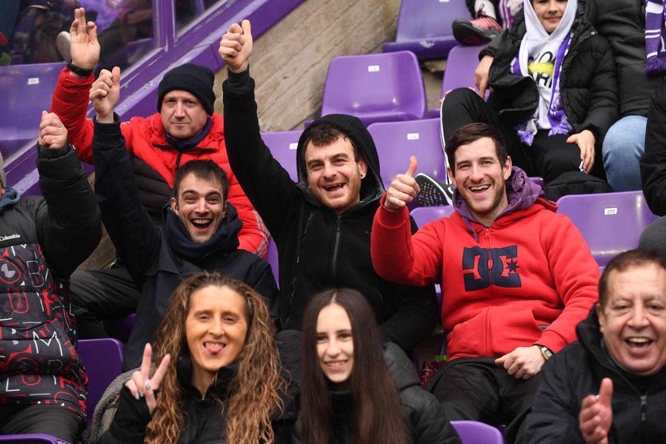 Fotos: Búscate en la grada del Real Valladolid-Rayo Vallecano (1/4)