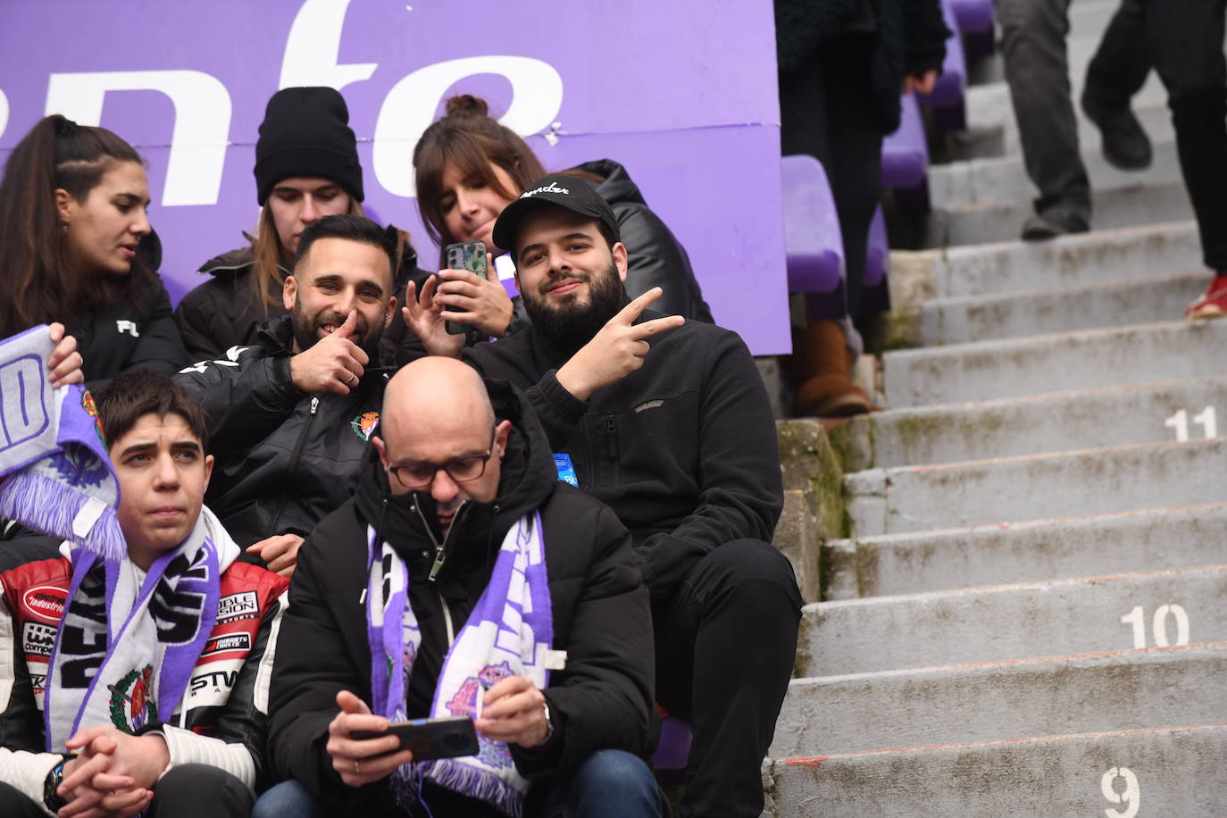 Fotos: Búscate en la grada del Real Valladolid-Rayo Vallecano (3/4)