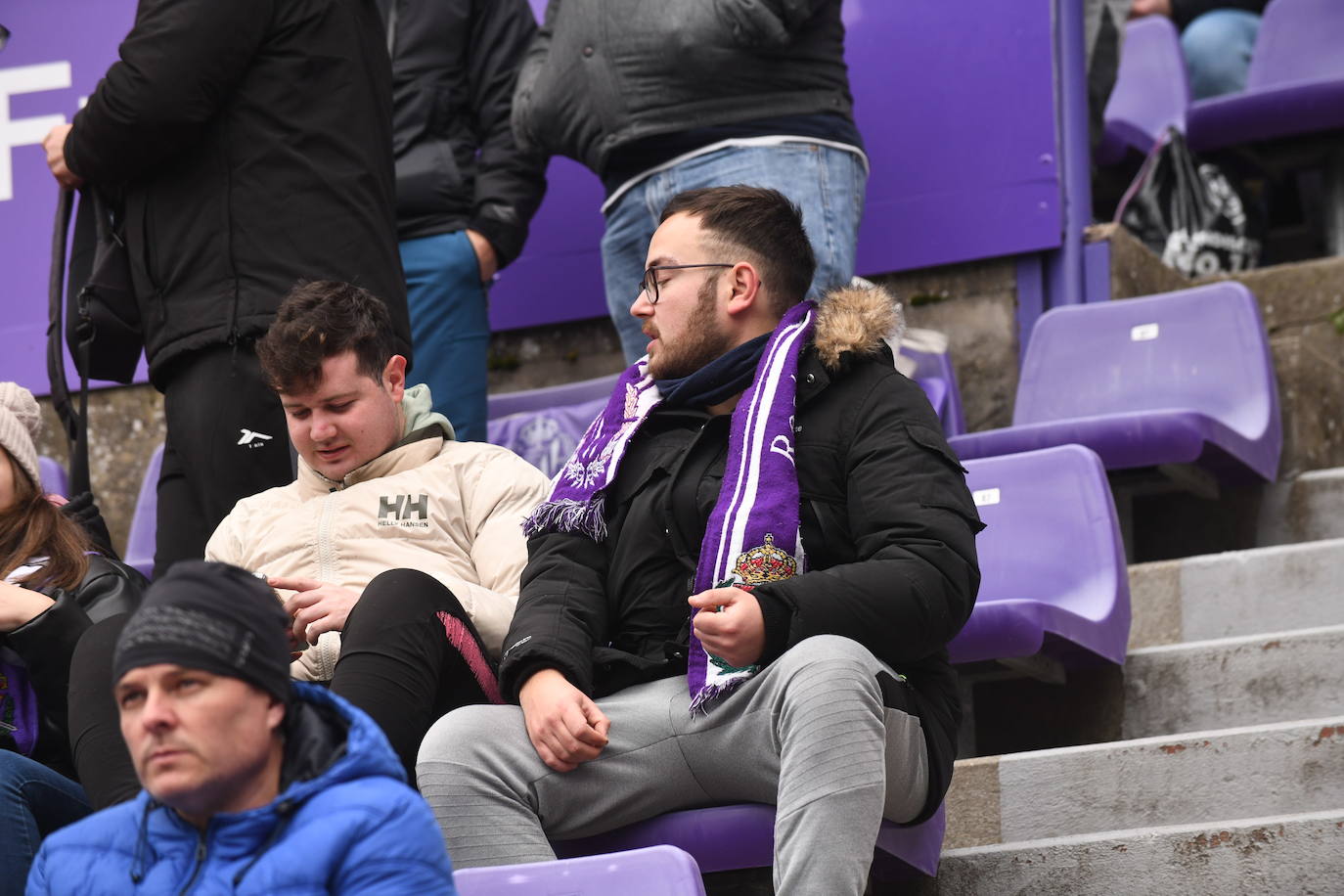 Fotos: Búscate en la grada del Real Valladolid-Rayo Vallecano (4/4)