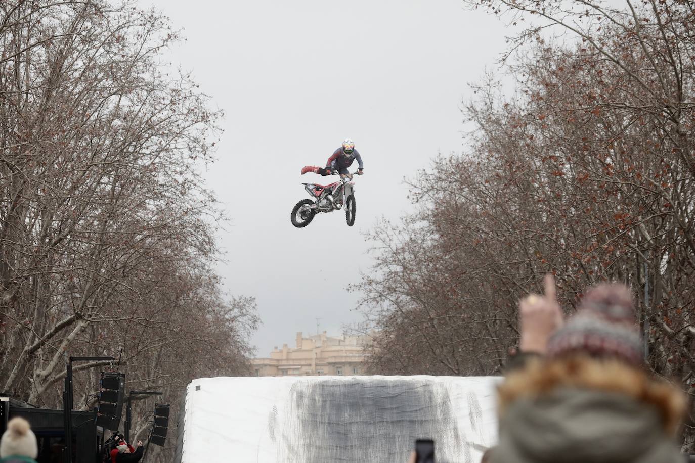 Fotos: Desfile de banderas en Pingüinos 2023 (2/4)