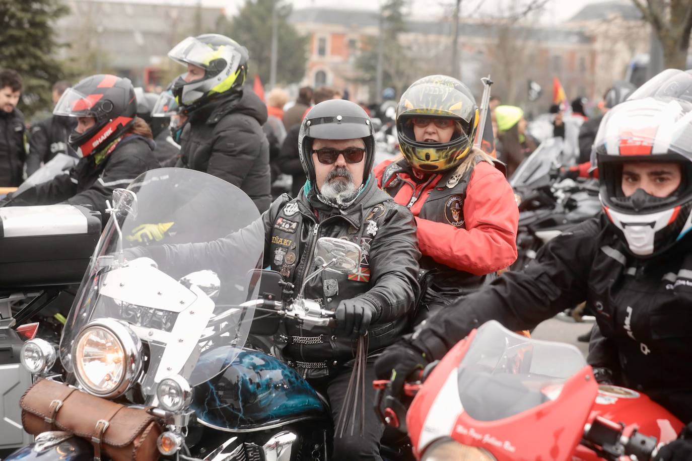 Fotos: Desfile de banderas en Pingüinos 2023 (3/4)