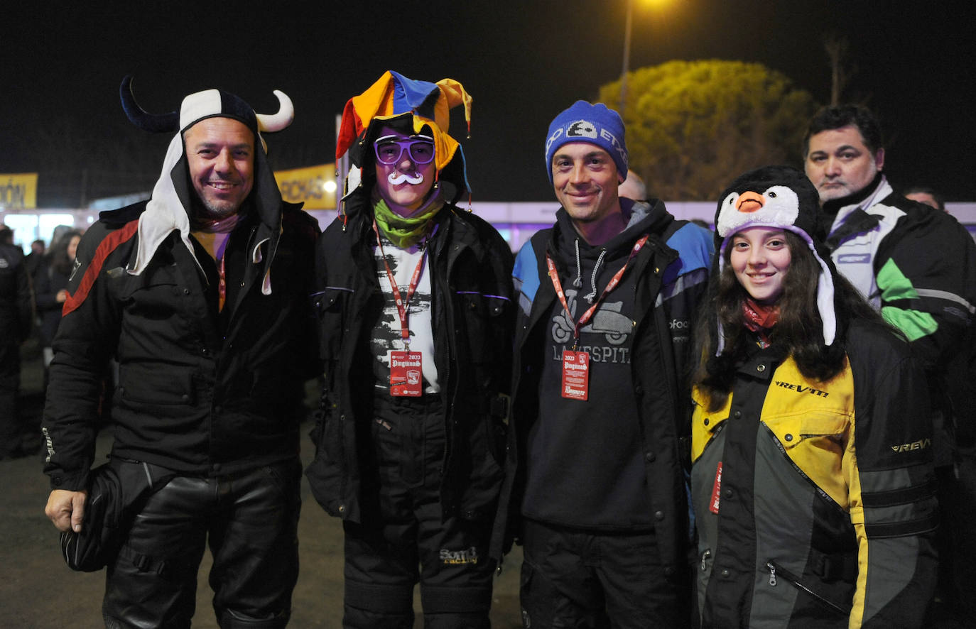 Fotos: Sábado por la noche en Pingüinos