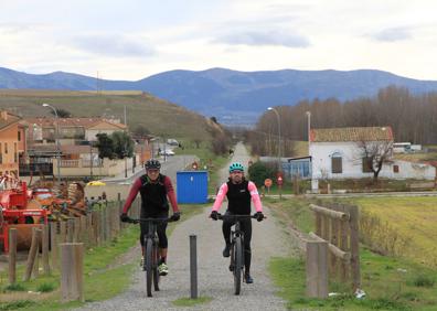 Imagen secundaria 1 - Hontanares descubre el secreto de su juventud