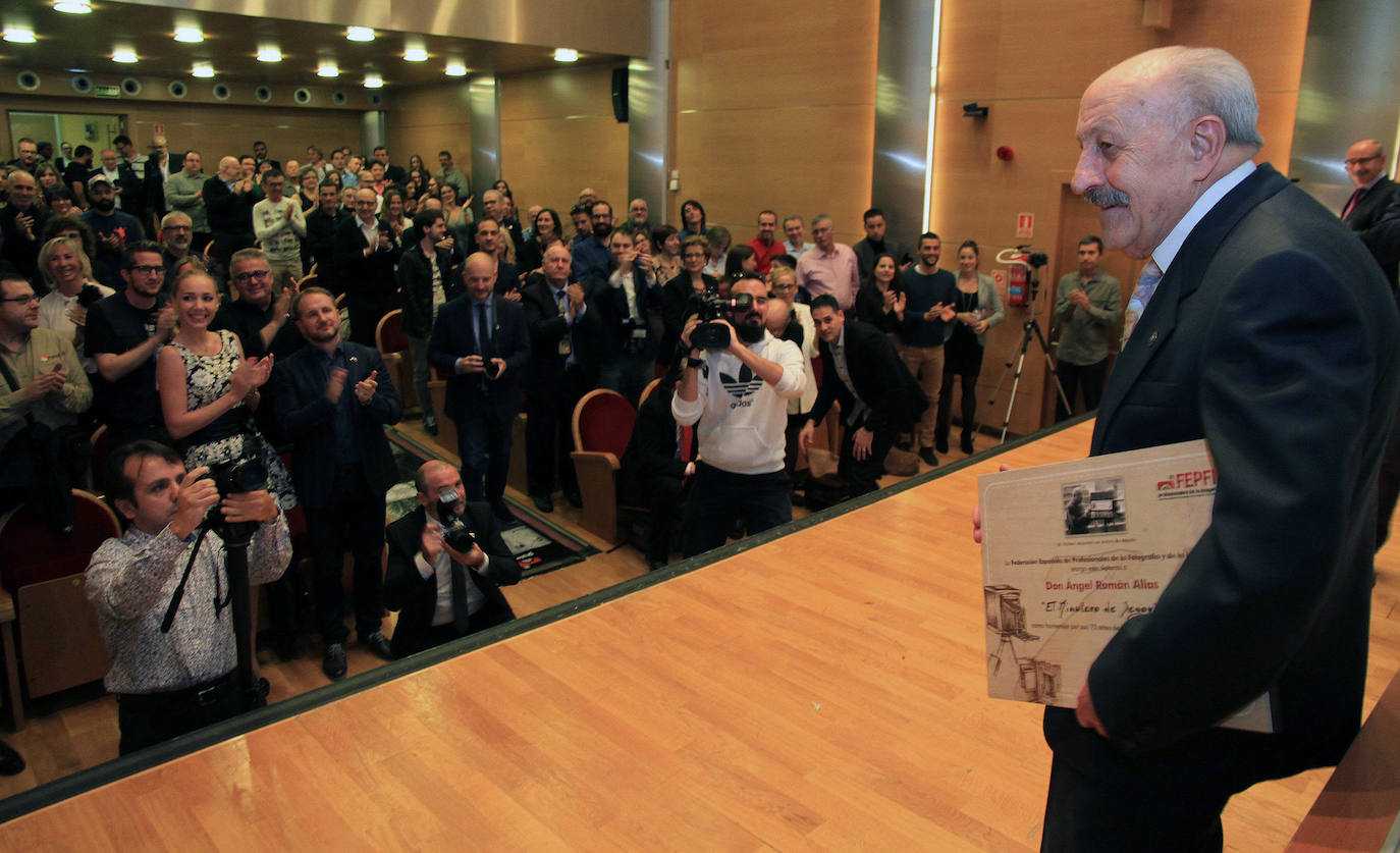Fallece Ángel Román, el Minutero de Segovia. 