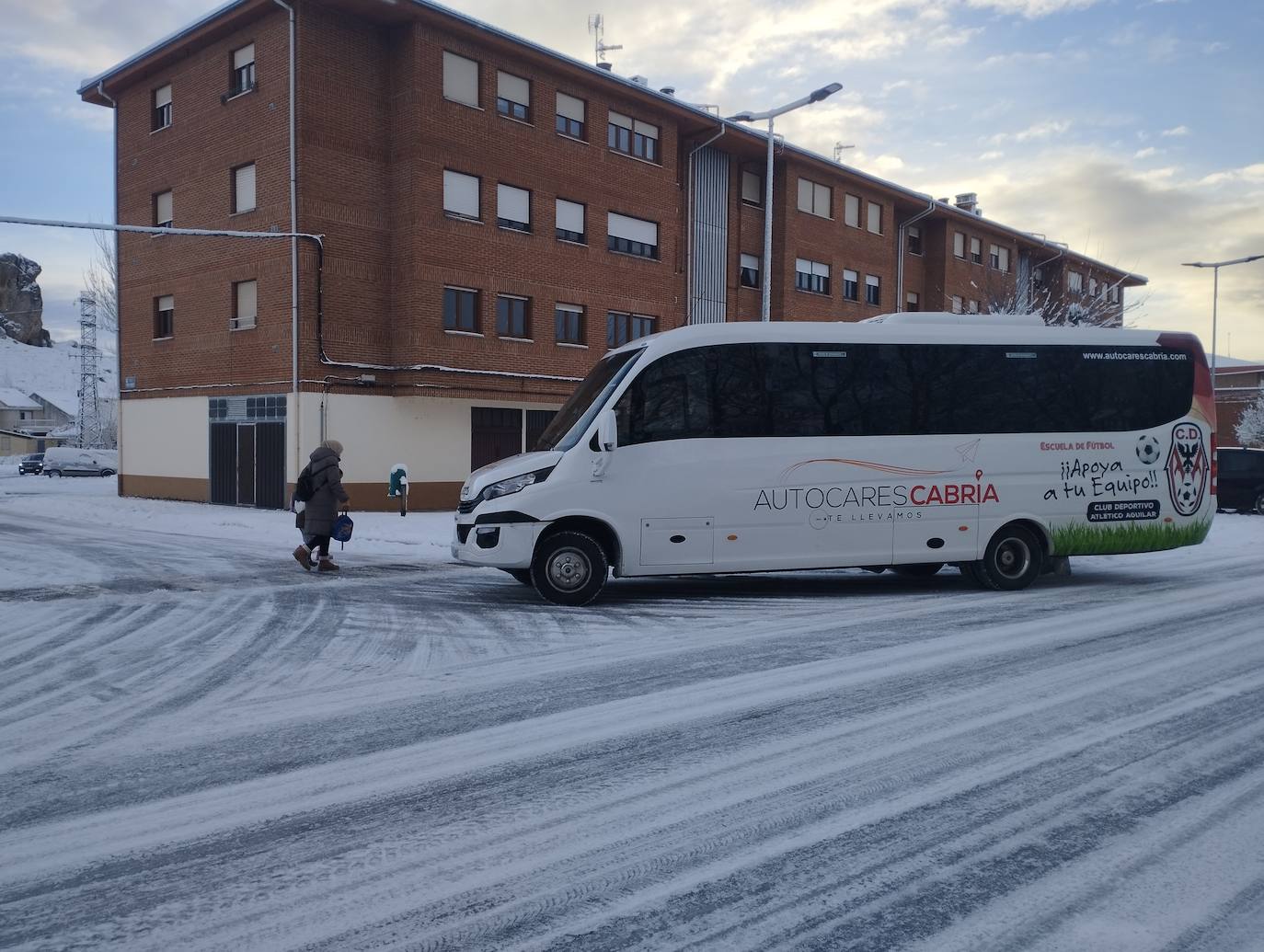 Fotos: La nieve persiste en la Montaña Palentina