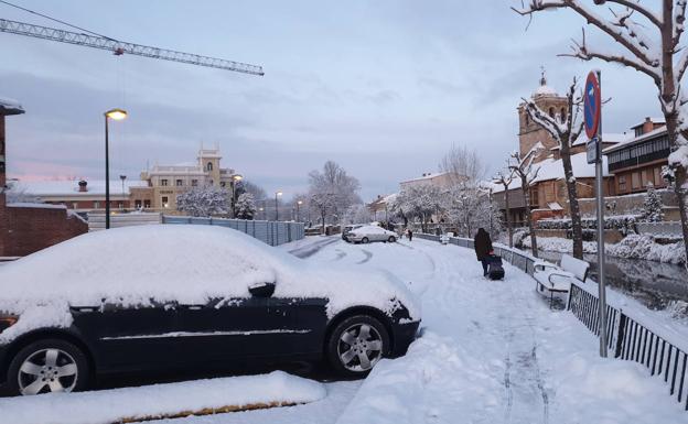 El temporal de nieve amainará hoy y dará paso al obligado control de los ríos