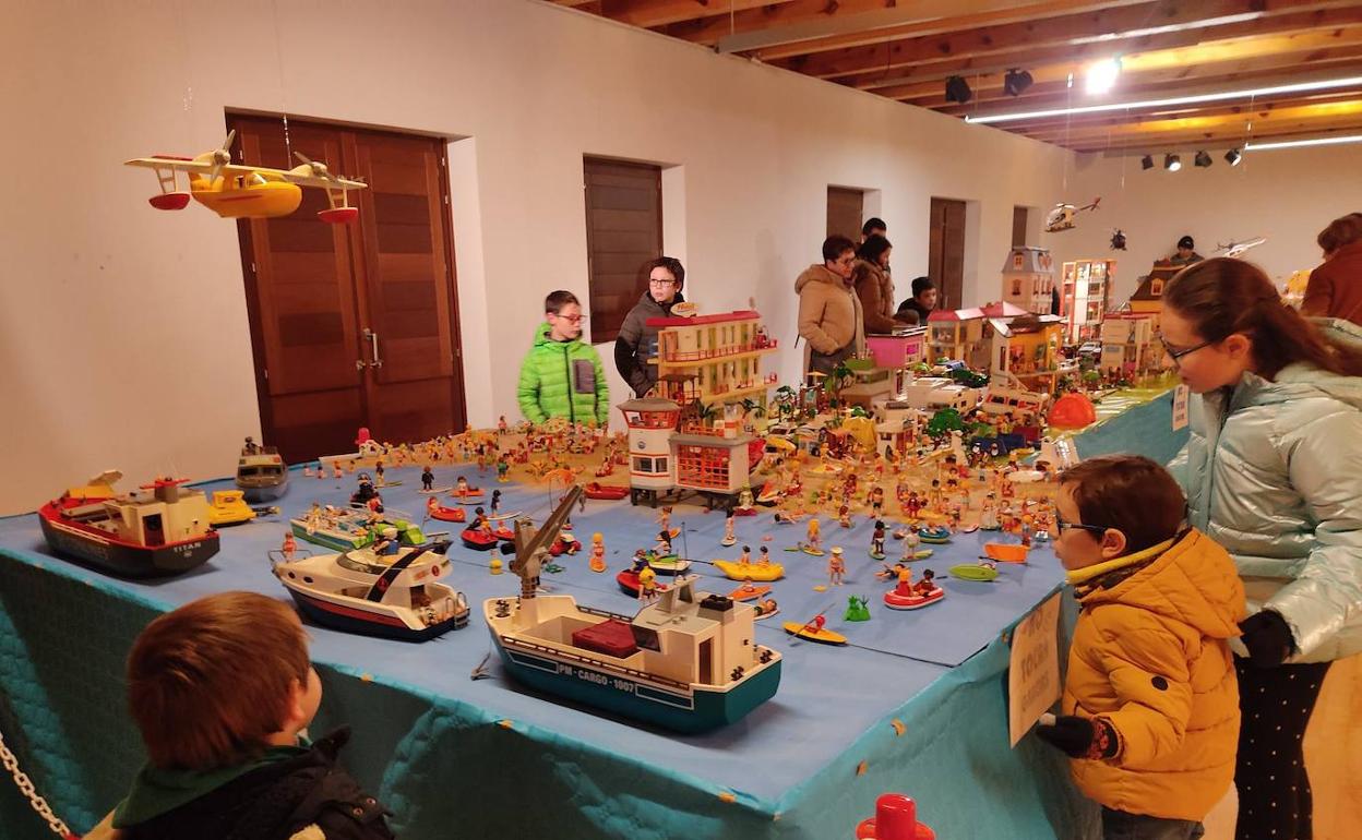 Exposición de la ciudad de playmobil que se puede presenciar en el espacio Tenerías.