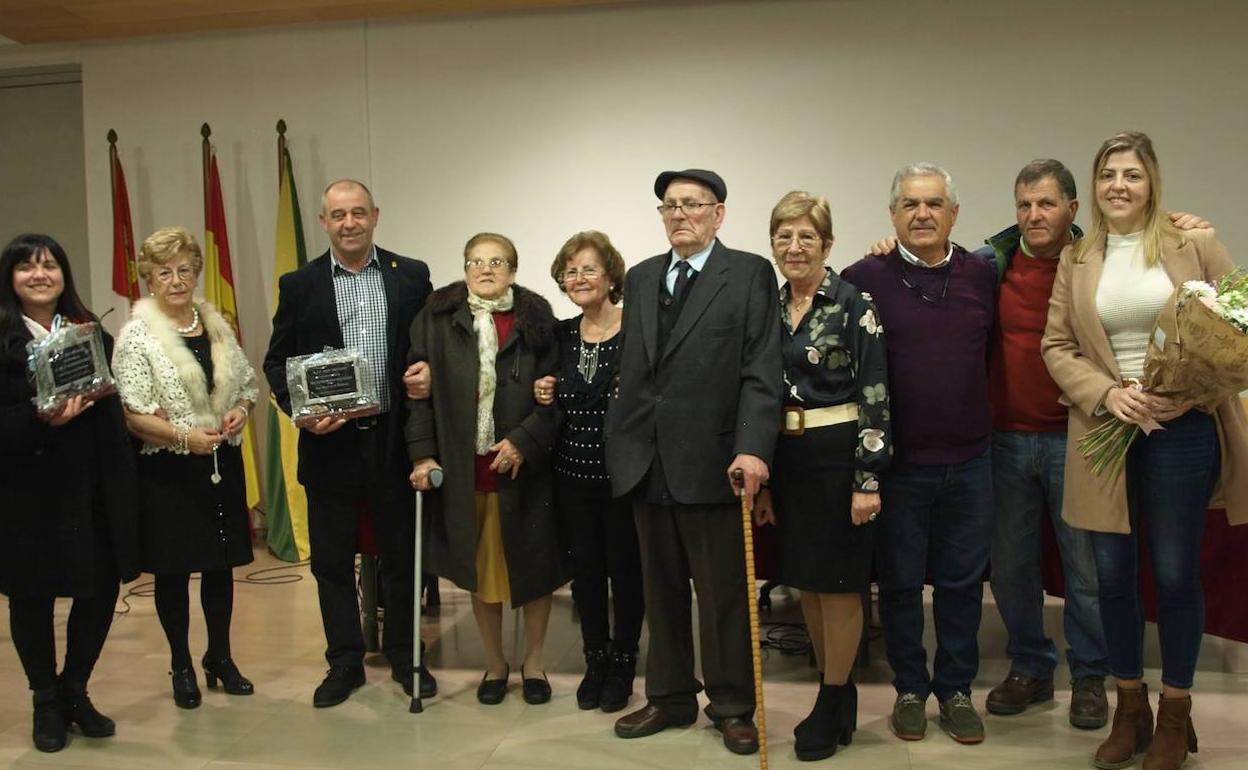Victoria y Félix durante el homenaje.
