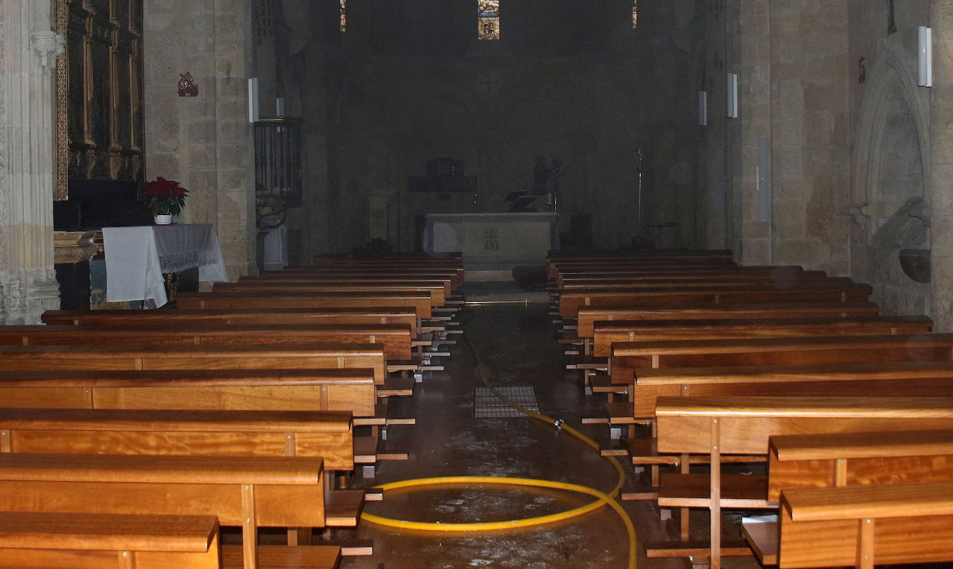 Incendio en la iglesia de la Trinidad. 