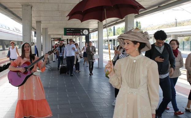 El Tren de Antonio Machado volverá a circular de Madrid a Segovia este año