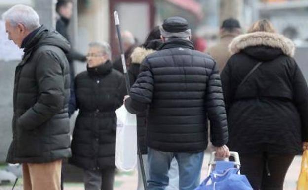 Los 619.000 pensionistas de Castilla y León cobrarán de media 1.330 euros más al año