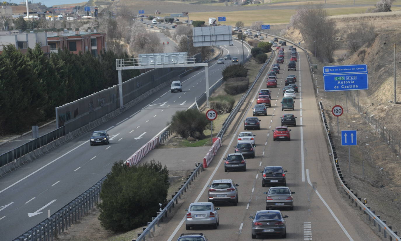 Autovía A-62 a su paso por Arroyo de la Encomienda.