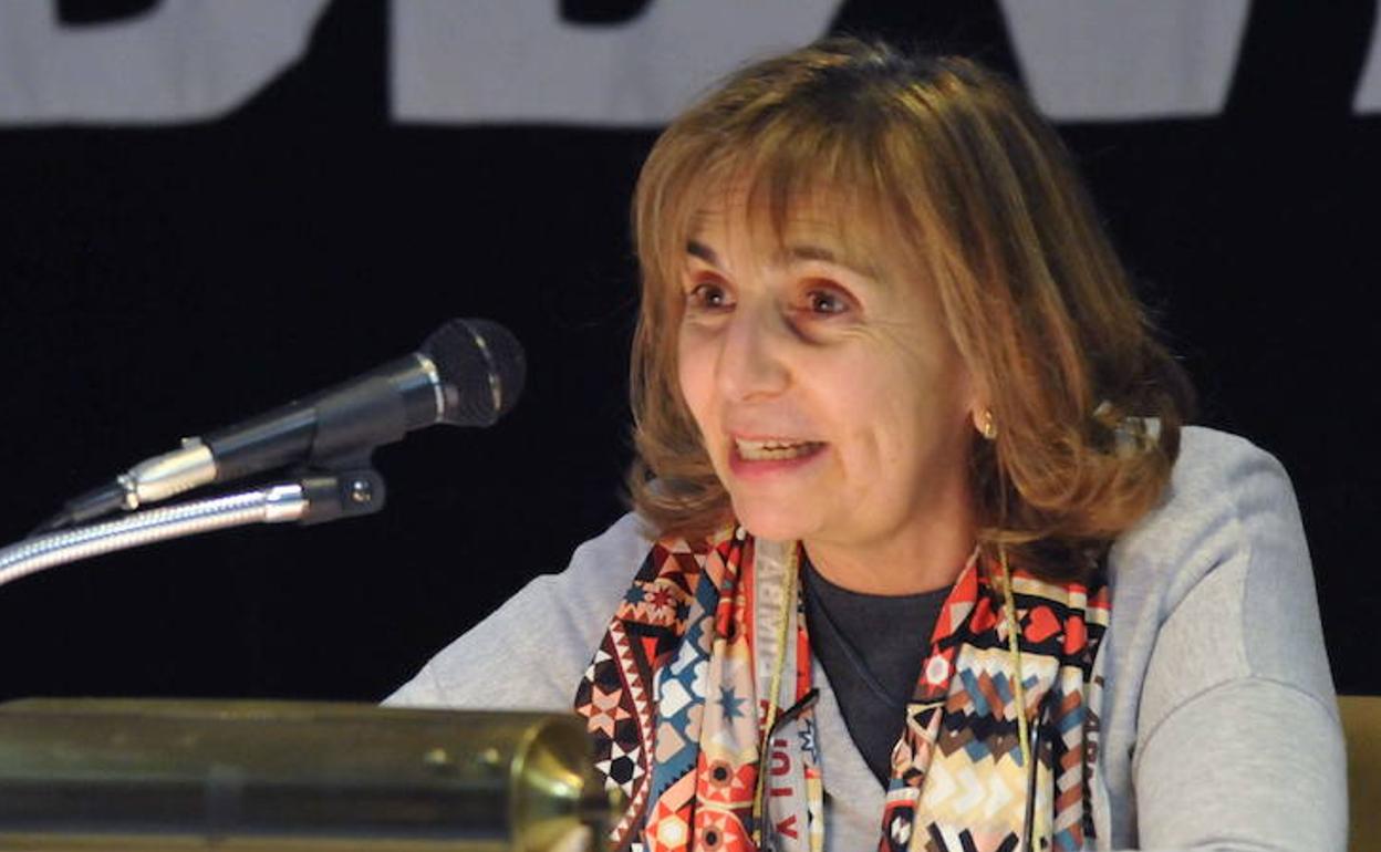 Yolanda Izard, durante un enceuntro con lectores 