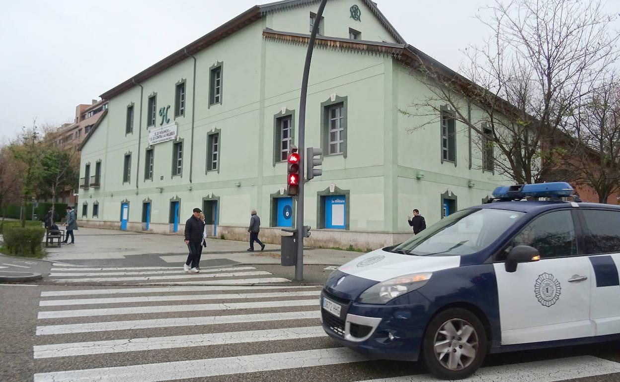 Antiguo hotel Marqués de la Ensenada, ocupado desde 2018 y en uso como centro social La Molinera. 