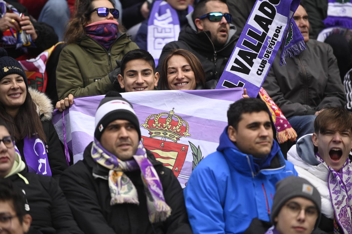 Fotos: Búscate en la grada de Zorrilla (1/2)