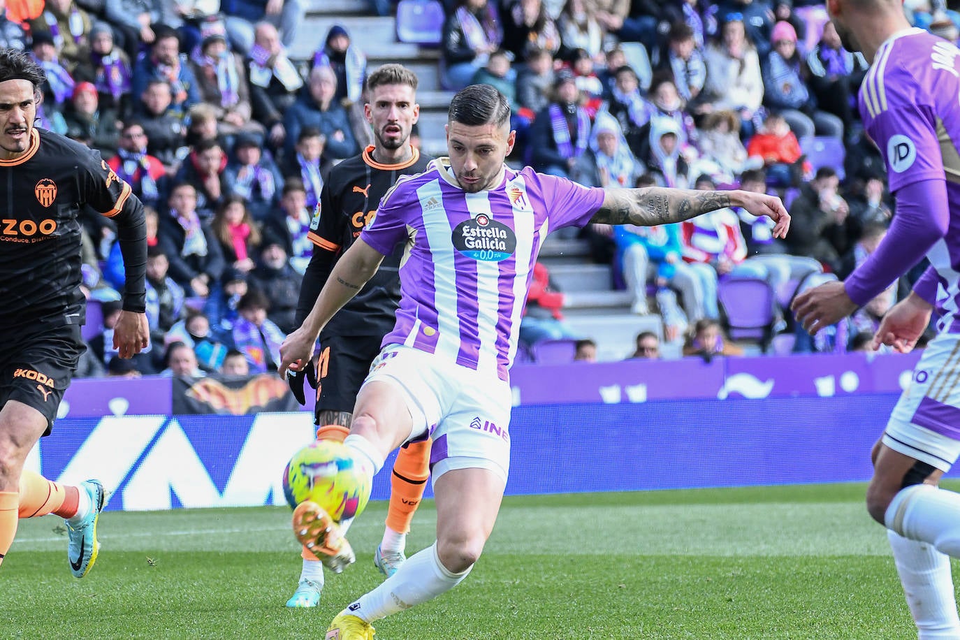 Fotos: El partido entre el Real Valladolid y el Valencia, en imágenes (1/2)