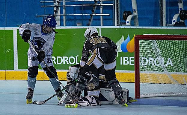 Las jugadoras del Munia no pudieron derrotar al líder. 
