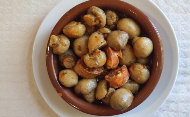 Champiñones con chorizo